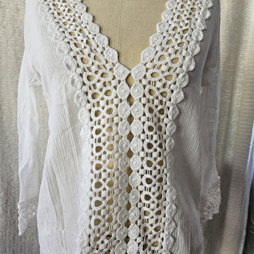 RAVIYA White Cotton Crochet Trim Cover Up | SZ M - Picture 5 of 13